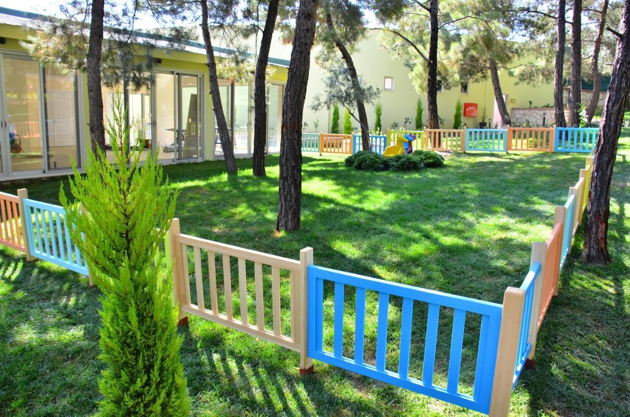 Peninsula Pine Club Boutique & * Kusadasi